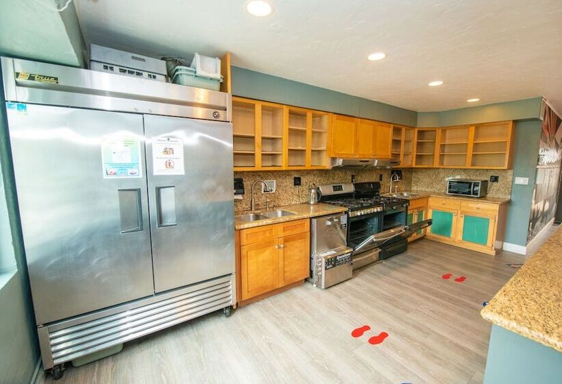 California Dreams Hostel Ocean Beach