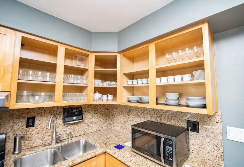 California Dreams Hostel Ocean Beach