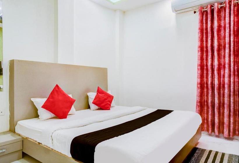 Collection O Hotel Bine Venue