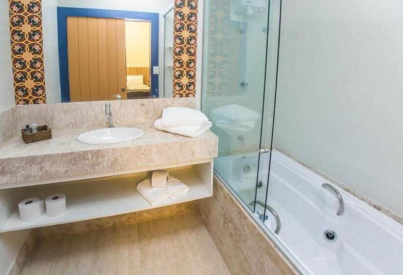 بنسيون Pousada Ouro Real