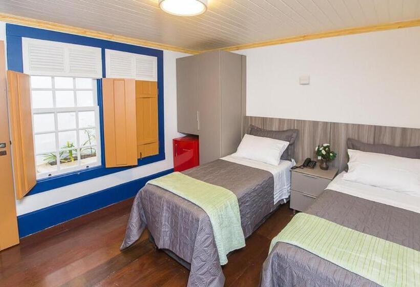 بنسيون Pousada Ouro Real