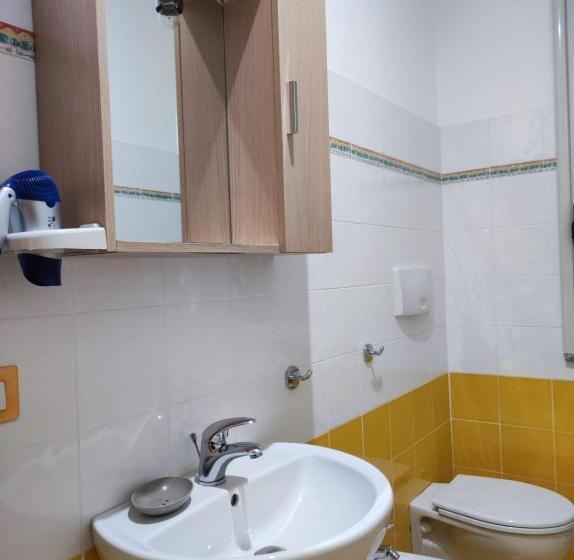 پانسیون Tropeacharmet Parking Free