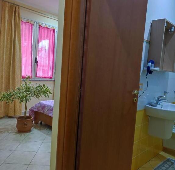 پانسیون Tropeacharmet Parking Free