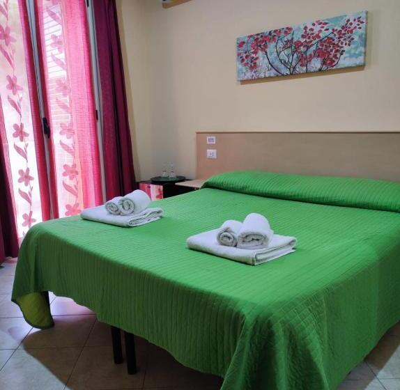 پانسیون Tropeacharmet Parking Free