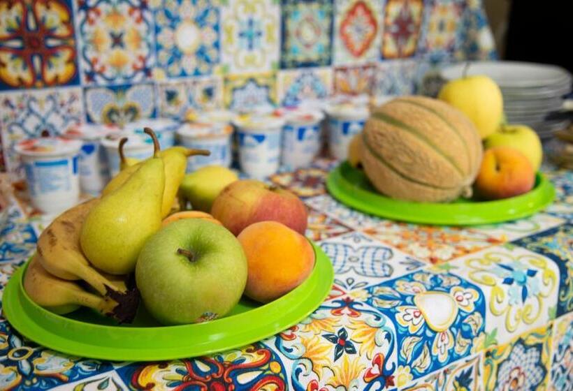 پانسیون Tropeacharmet Parking Free