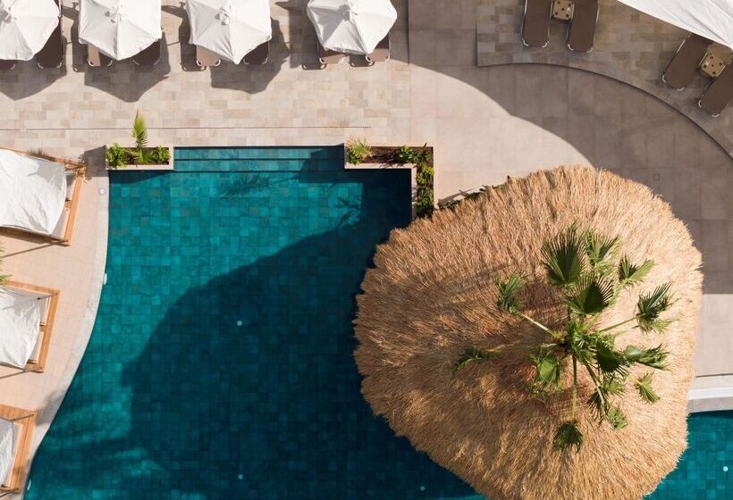 אתר נופש Asterias Village