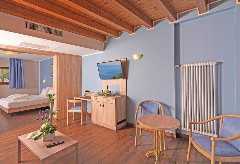 בית מלון כפרי Caravel