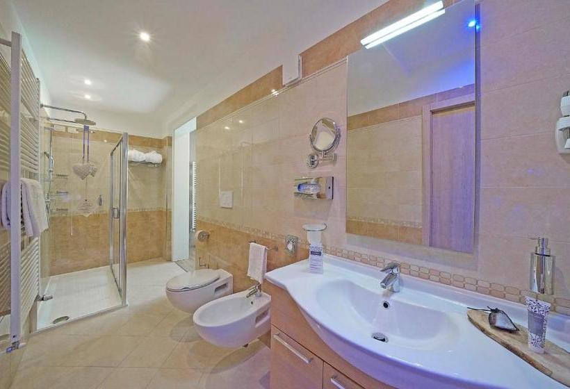 בית מלון כפרי Caravel