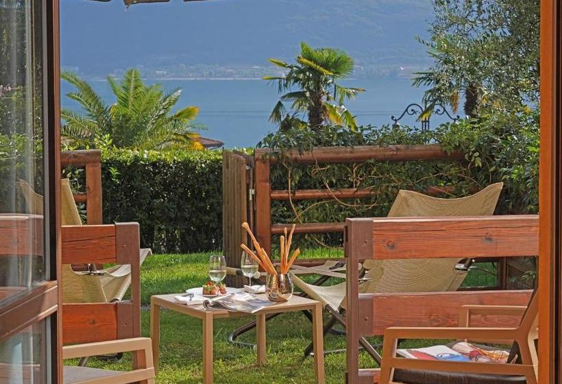 בית מלון כפרי Caravel