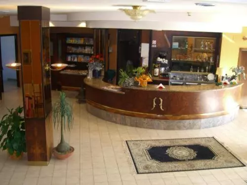 Отель Ambasciatori