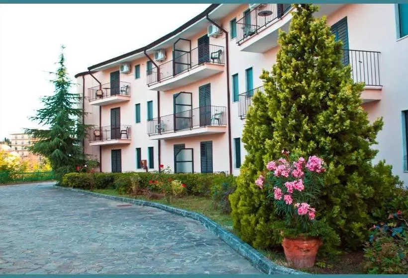 Отель Ambasciatori