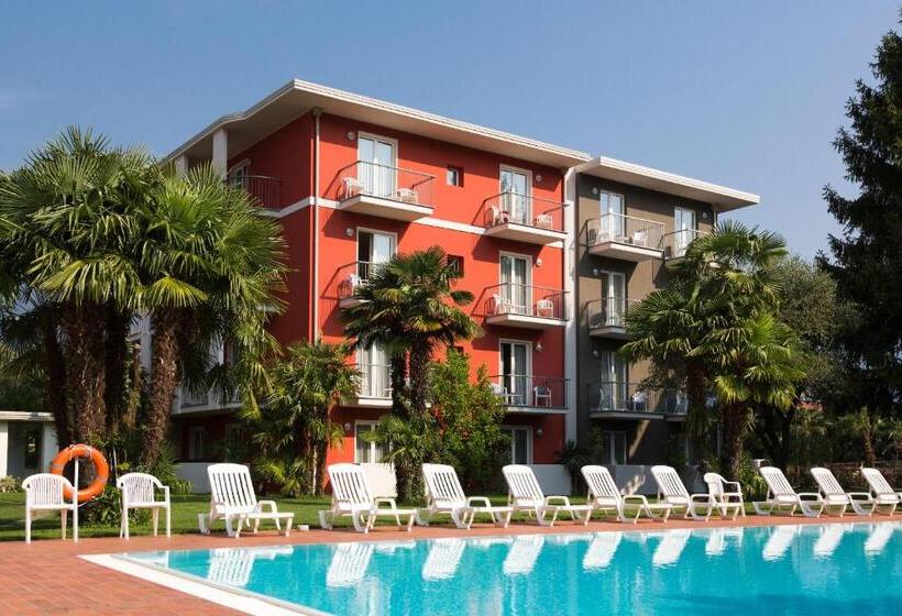 فندق Brione Green Resort