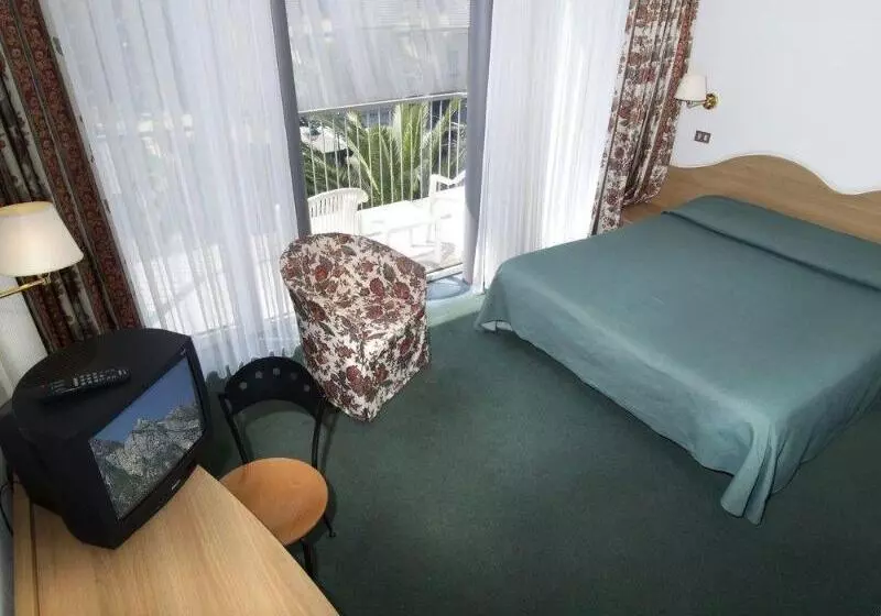 호텔 Brione Green Resort