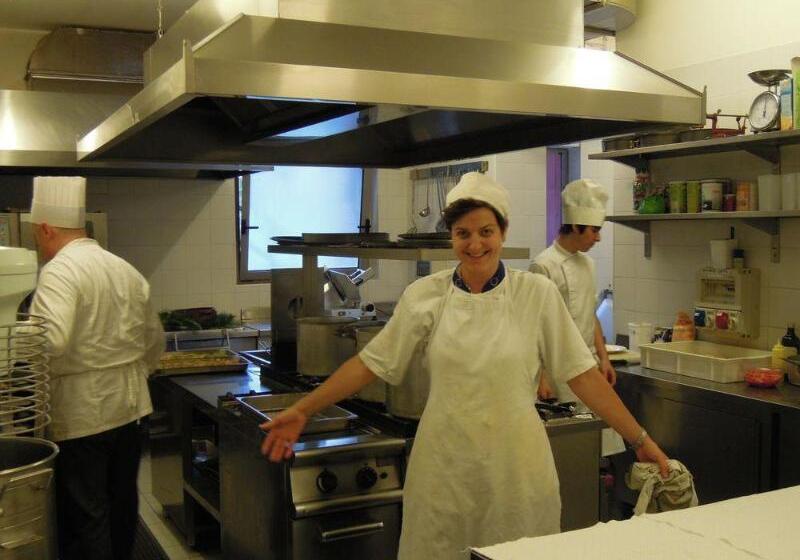 فندق Brione Green Resort