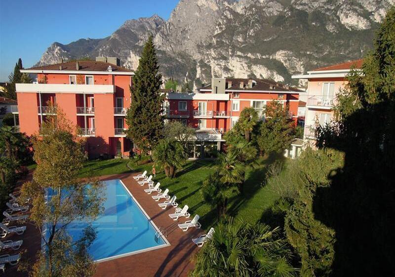 فندق Brione Green Resort