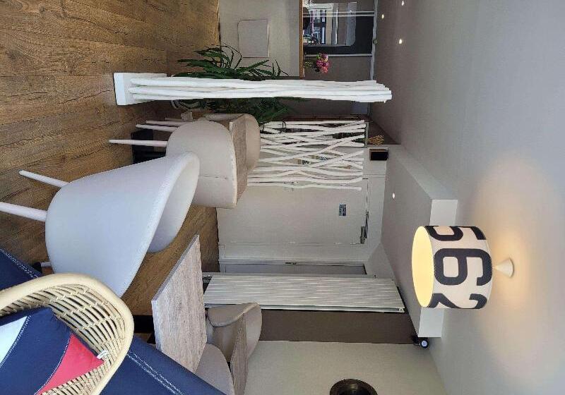 Brit Hotel Des Halles