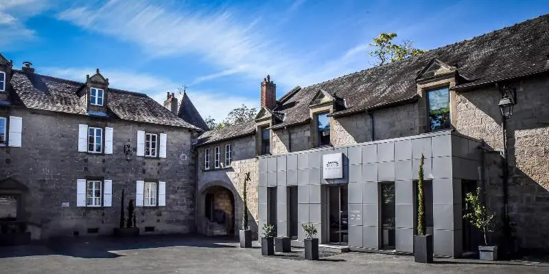 Hotelli Chateau De Lacan