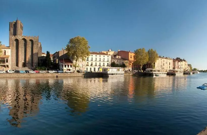 هتل Grand Cap Rooftop Pool