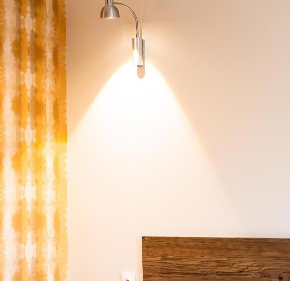 هتل Grand Cap Rooftop Pool