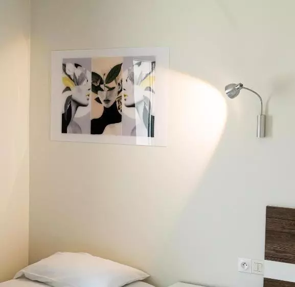 هتل Grand Cap Rooftop Pool