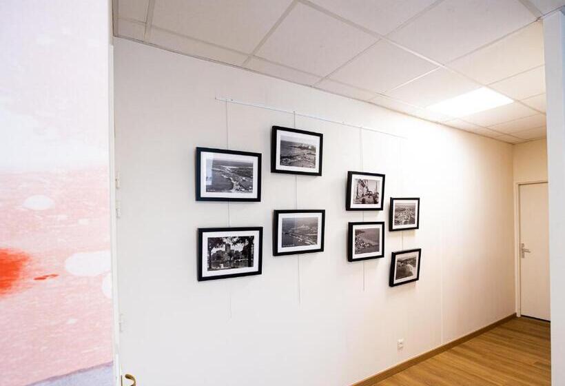 هتل Grand Cap Rooftop Pool