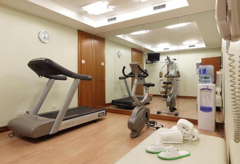 בית מלון כפרי Holiday Inn Milan Nord Zara, An Ihg