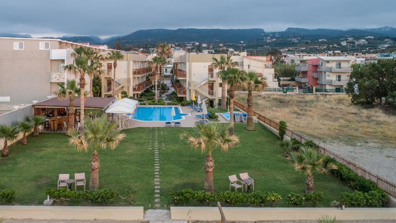 Otel Ilian Beach & Apartments