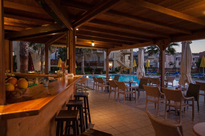 Otel Ilian Beach & Apartments