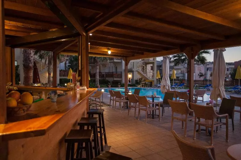 Ilian Beach & Apartments