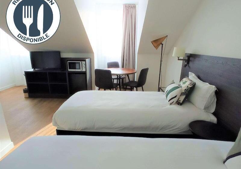 فندق Kyriad Crepy En Valois