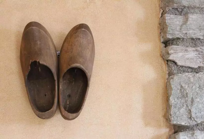 בית מלון כפרי Miravidi A Cervinia