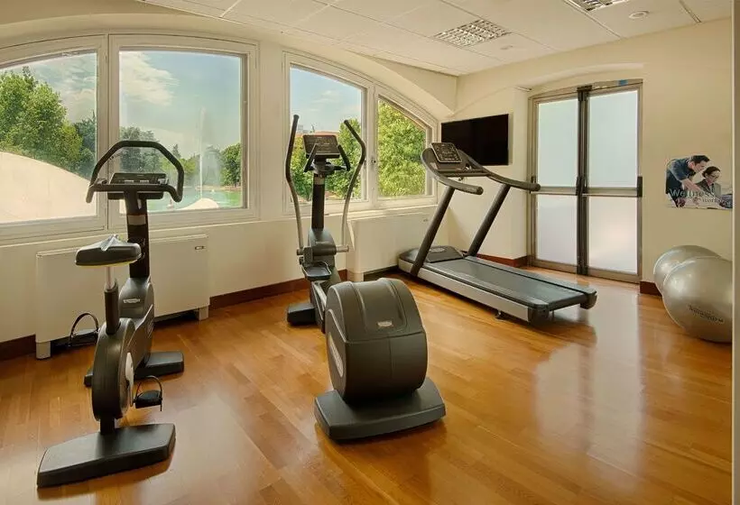 호텔 NH Milano 2 Residence