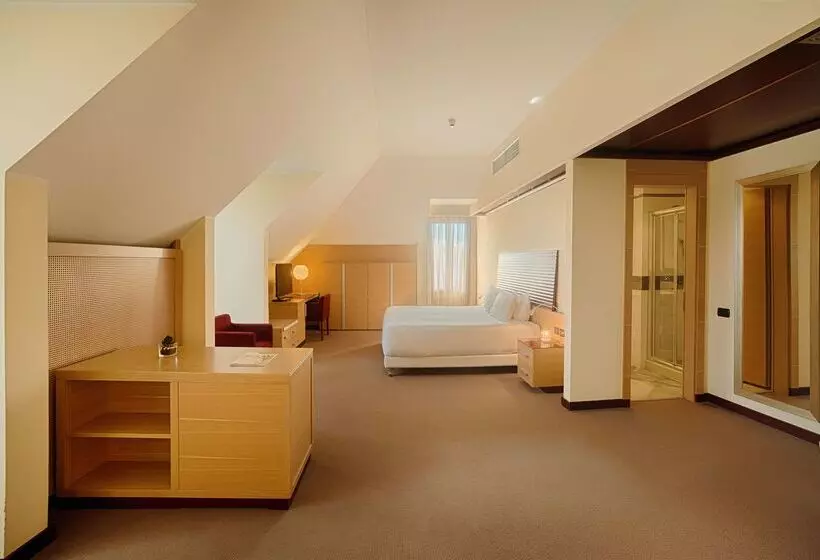 호텔 NH Milano 2 Residence