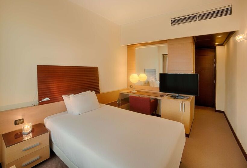 בית מלון כפרי NH Milano 2 Residence