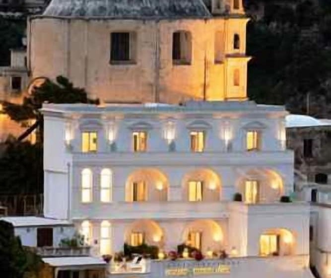 호텔 Palazzo Marzoli Charme Resort  Small Luxury