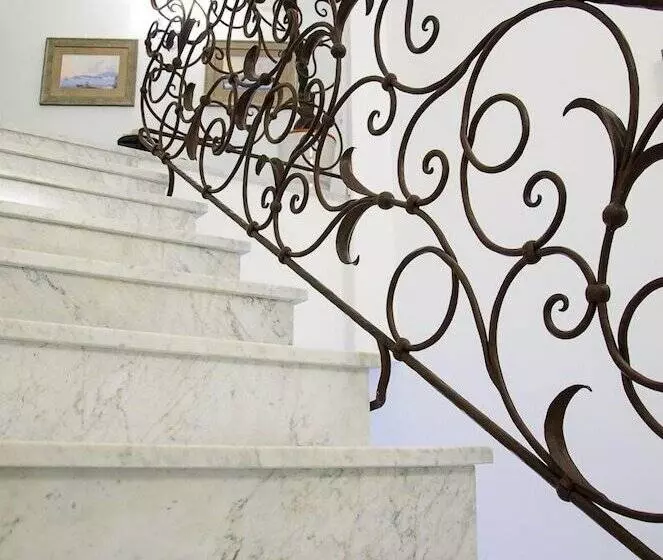 호텔 Palazzo Marzoli Charme Resort Small Luxury