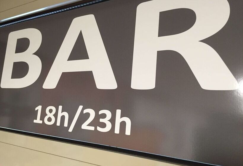 ホテル Premiere Classe Saint Malo St Jouan Des Guerets