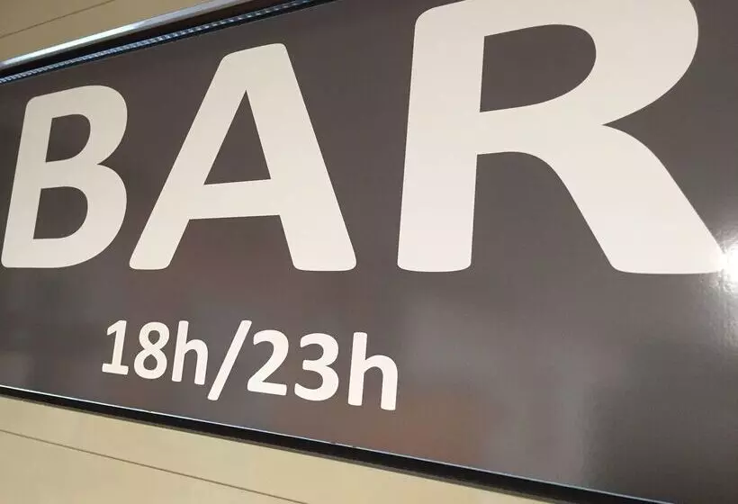 Отель Premiere Classe Saint Malo St Jouan Des Guerets