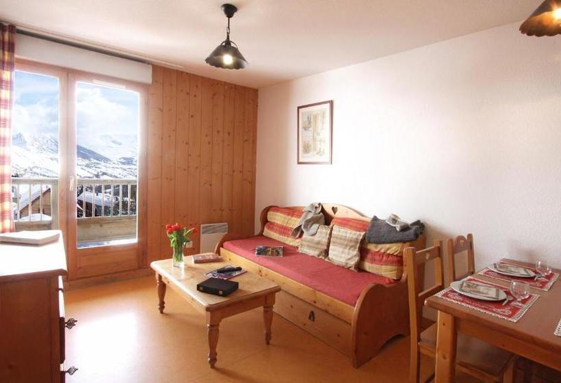 هتل Résidence Odalys Les Chalets De La Porte Des Saisons