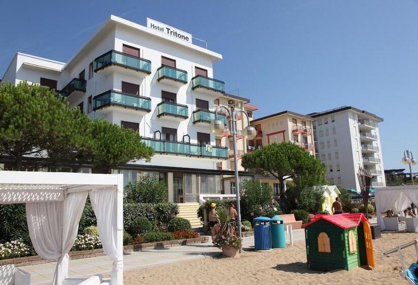 هتل Tritone