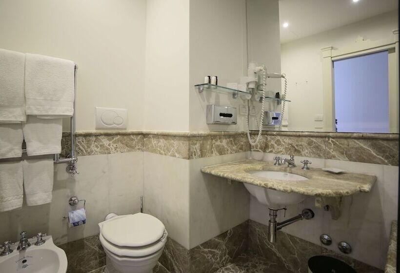 فندق Villa Fraulo