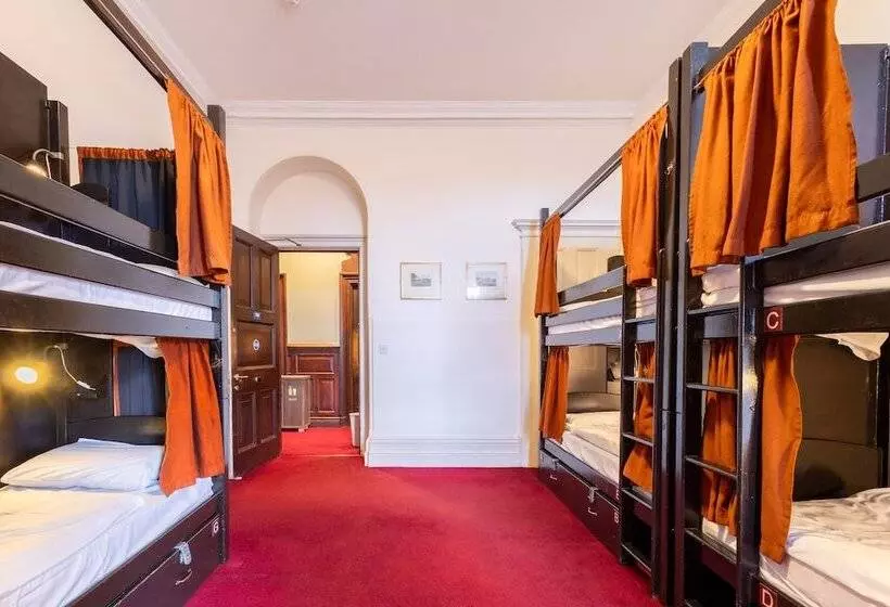 Hostel Palmers Lodge Swiss Cottage