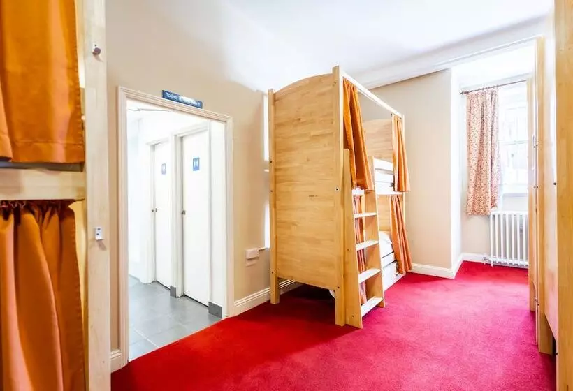 Hostel Palmers Lodge Swiss Cottage