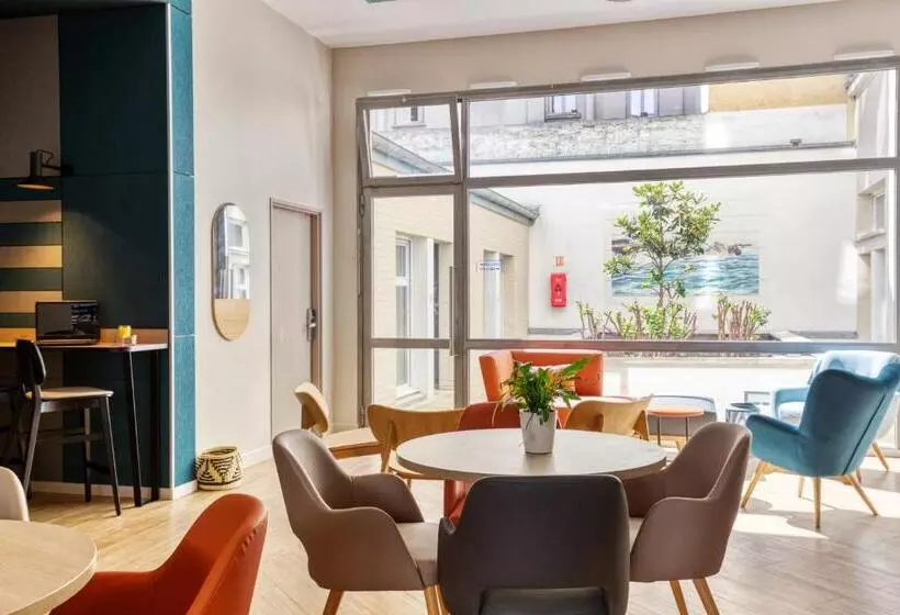 Appart City Confort Paris Clichy  Mairie