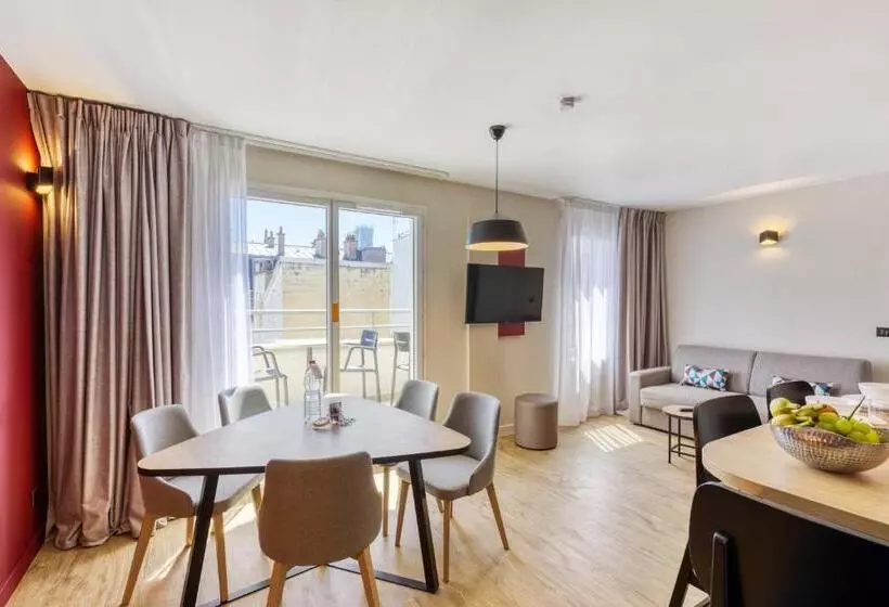 Appart City Confort Paris Clichy  Mairie