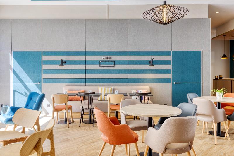 Appart City Confort Paris Clichy  Mairie