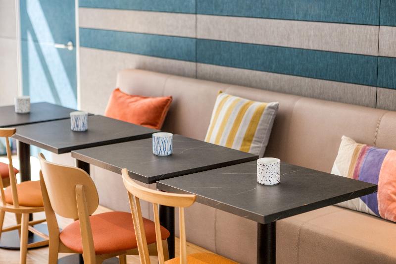 Appart City Confort Paris Clichy  Mairie