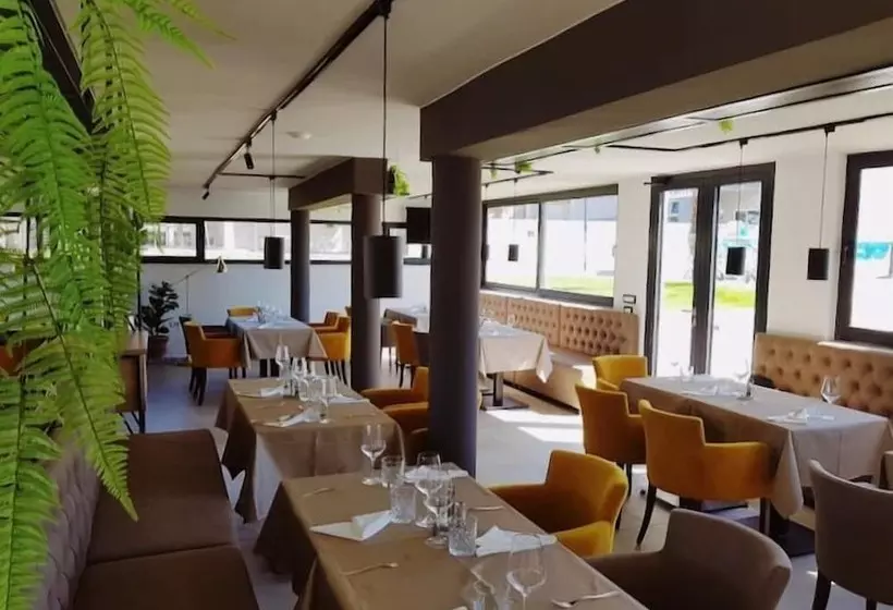 Beach Hotel Božikovina 2