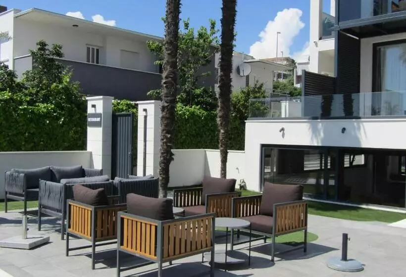 Beach Hotel Božikovina 2