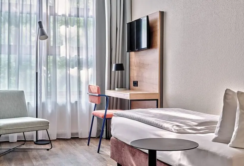 Garner Hotel Berlin   Schöneberg